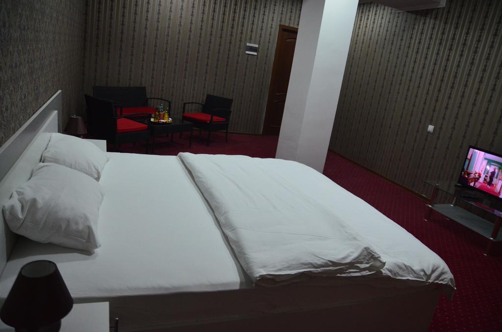 Dream Hotel Chişinǎu Buitenkant foto