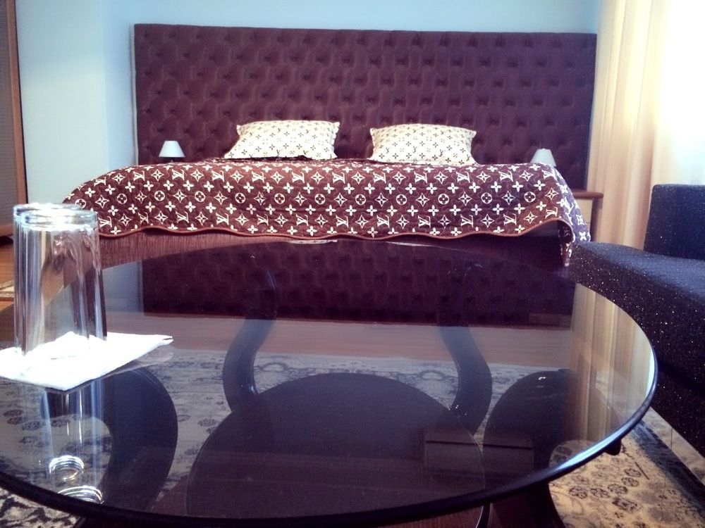 Dream Hotel Chişinǎu Buitenkant foto