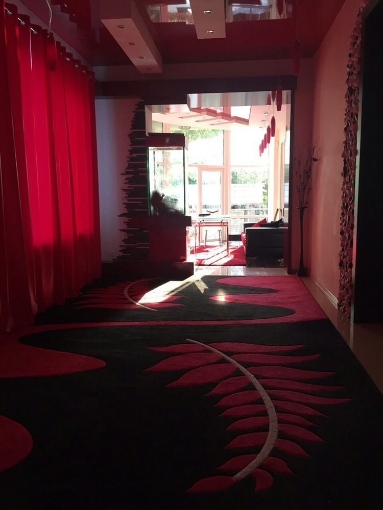 Dream Hotel Chişinǎu Buitenkant foto