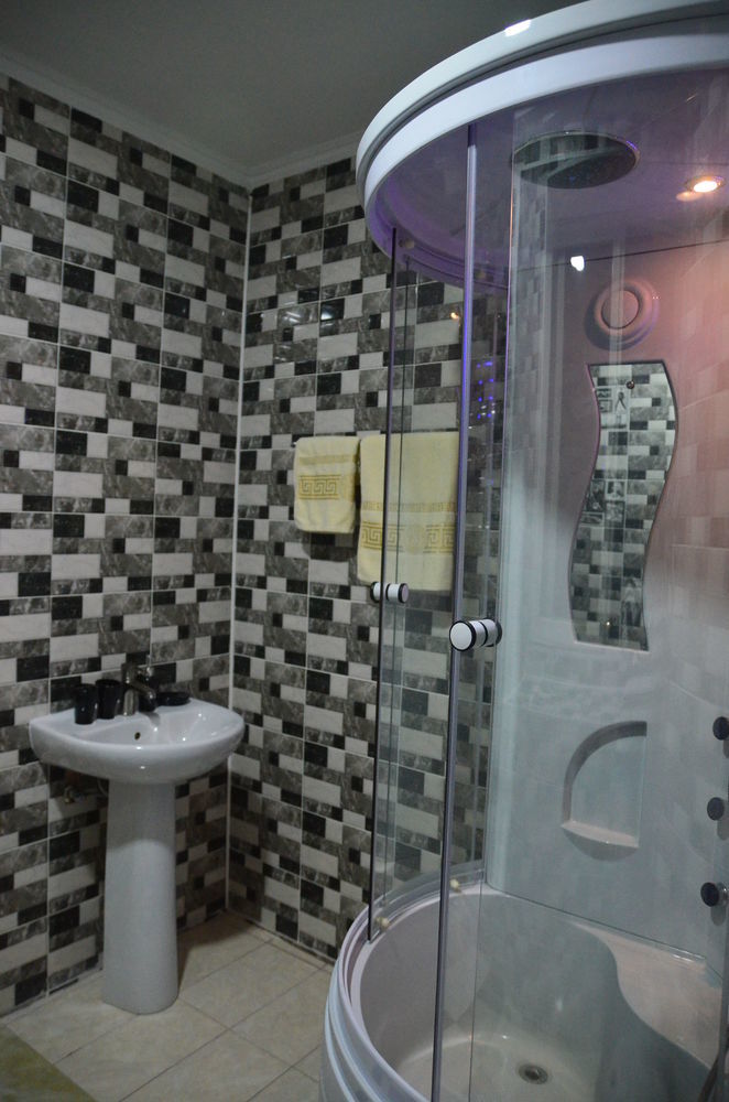 Dream Hotel Chişinǎu Buitenkant foto