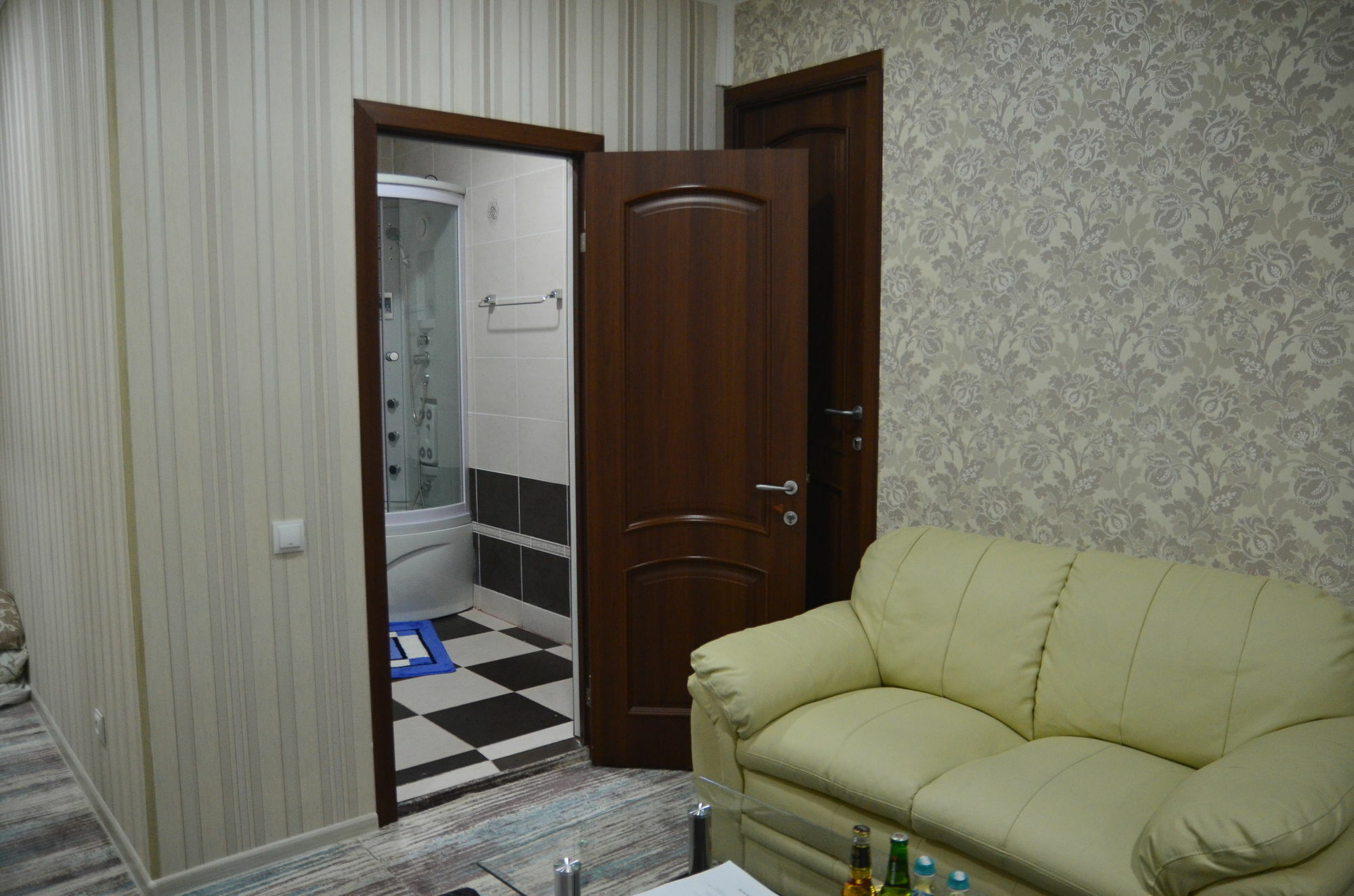 Dream Hotel Chişinǎu Buitenkant foto
